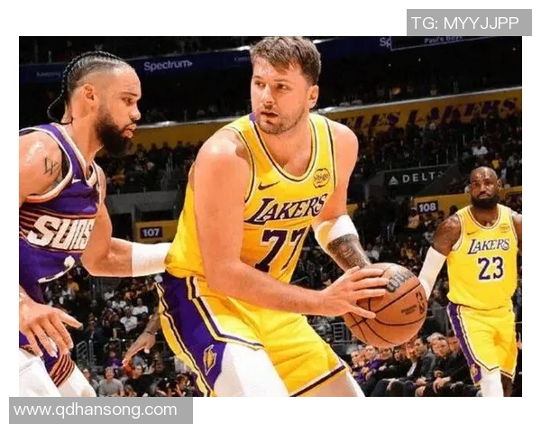 大爆冷！湖人惨败东部鱼腩！詹姆斯创历史第一，东契奇空砍39分4助